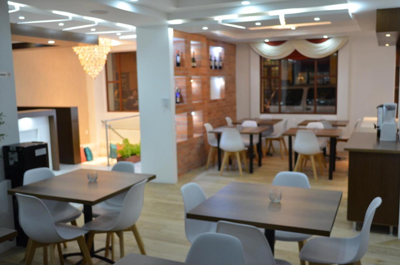Hotel Gran Mariscal Quito Ngoại thất bức ảnh